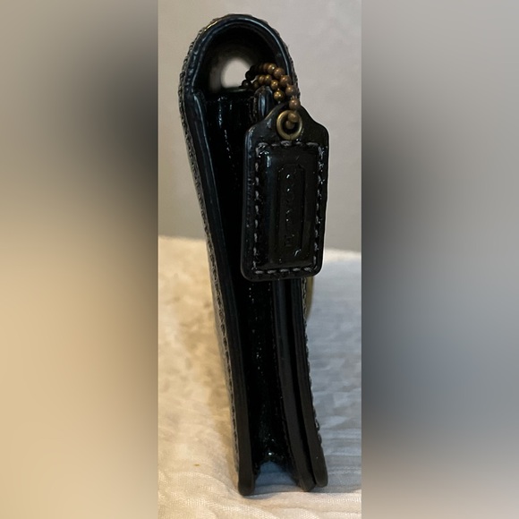 COACH HORSE & CARRIAGE PATENT LEATHER LARGE BLACK CLUTCH WALLET PURSE BAG EUC - Picture 4 of 12